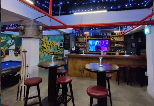 Jeff's Bar